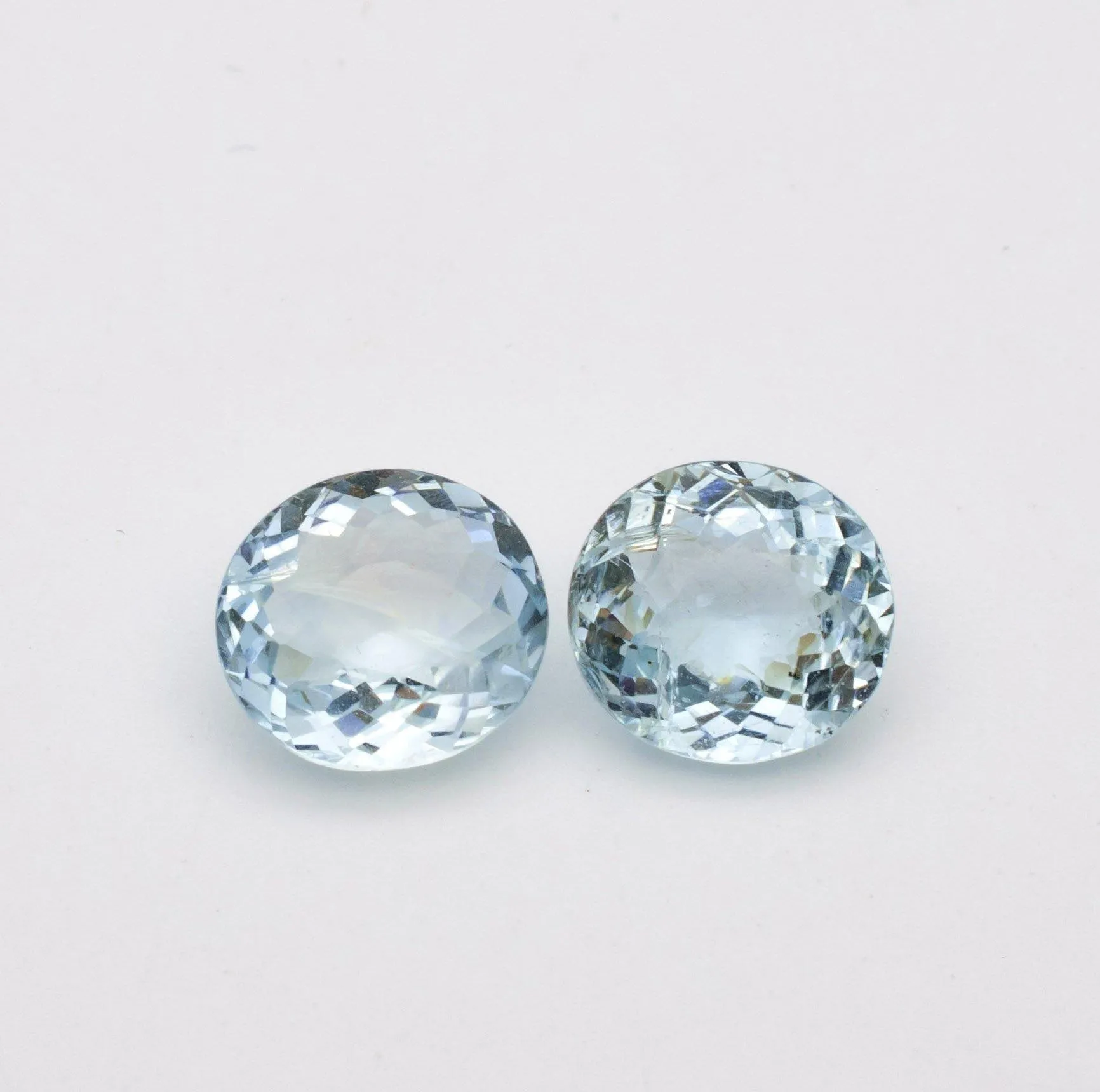 5.96 Carats Matched Natural Aquamarine Gemstones Oval