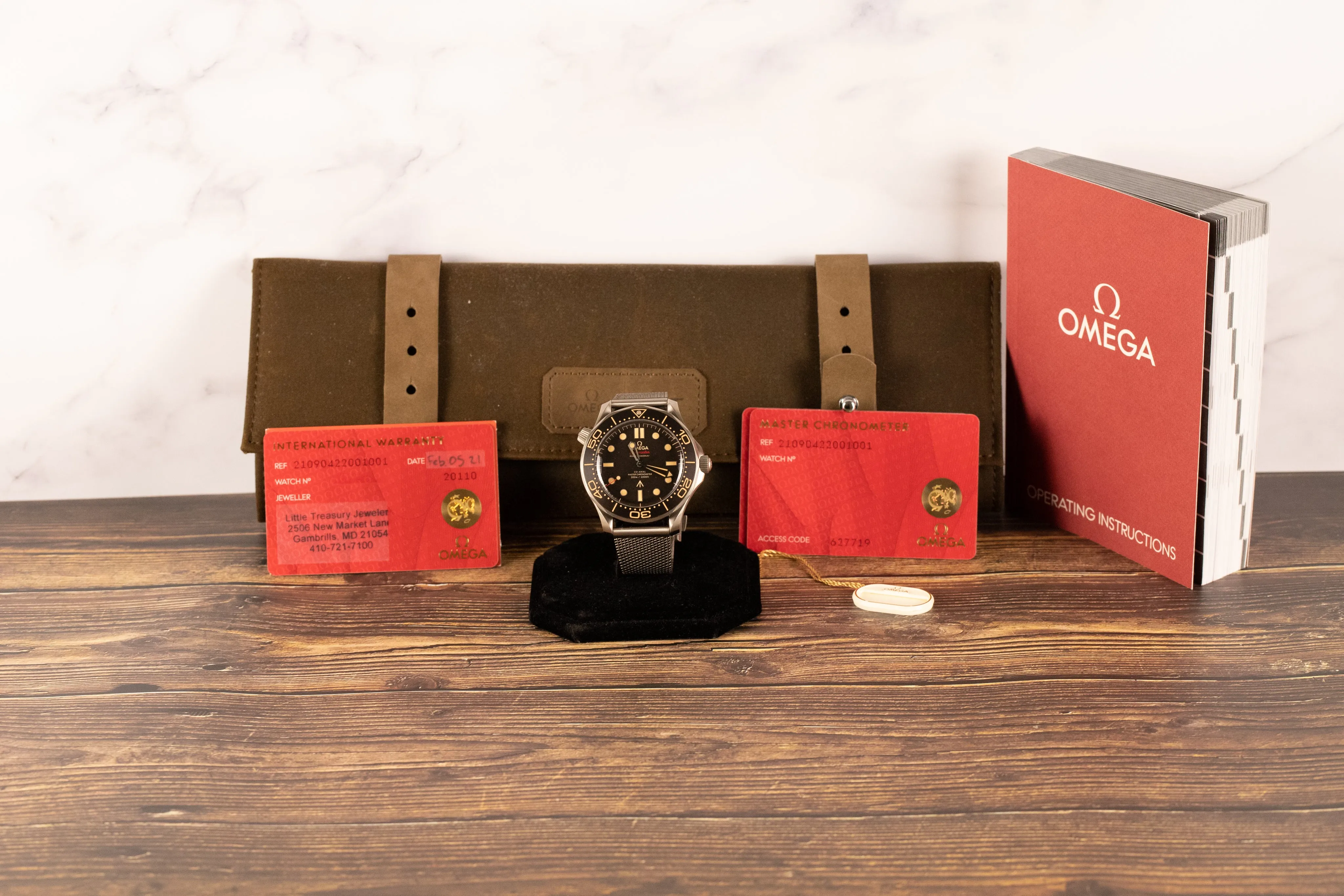 Omega<br>210.90.42.20.01.001 Seamaster 007 James Bond Edition